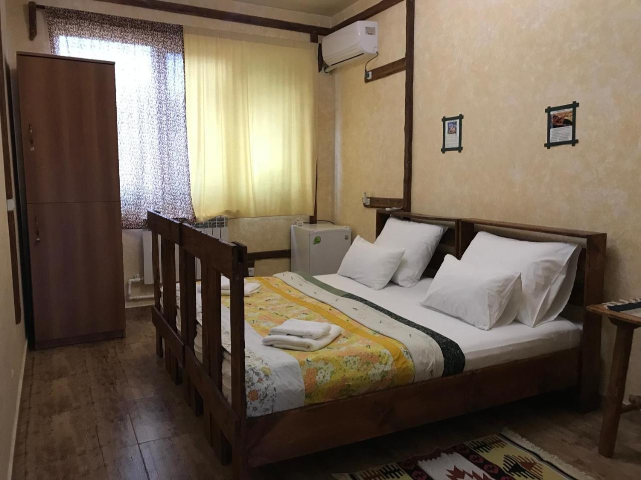 Machanents Art Hotel Vagharshapat Luaran gambar