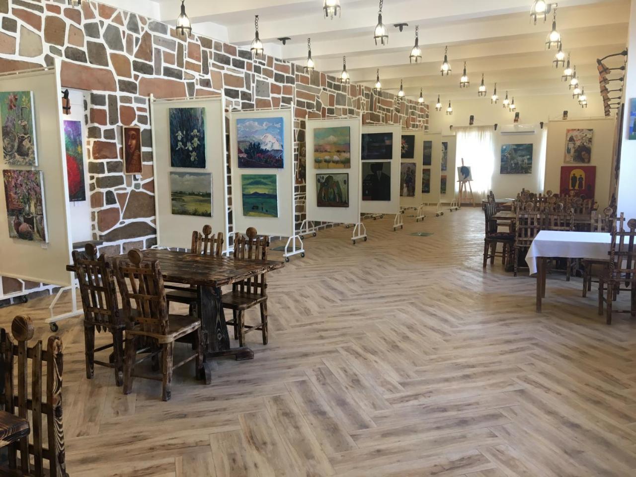 Machanents Art Hotel Vagharshapat Luaran gambar